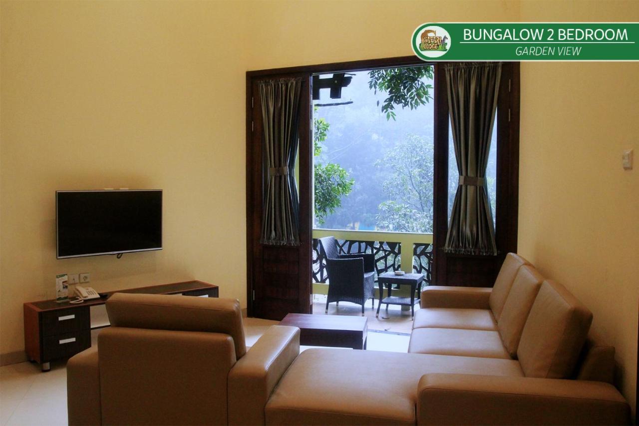 Grand Zebra Two-Bedroom Bungalow,1081049113:JPEG